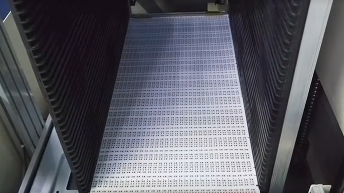 深圳泰鼎分享電子行業專用加濕機案例